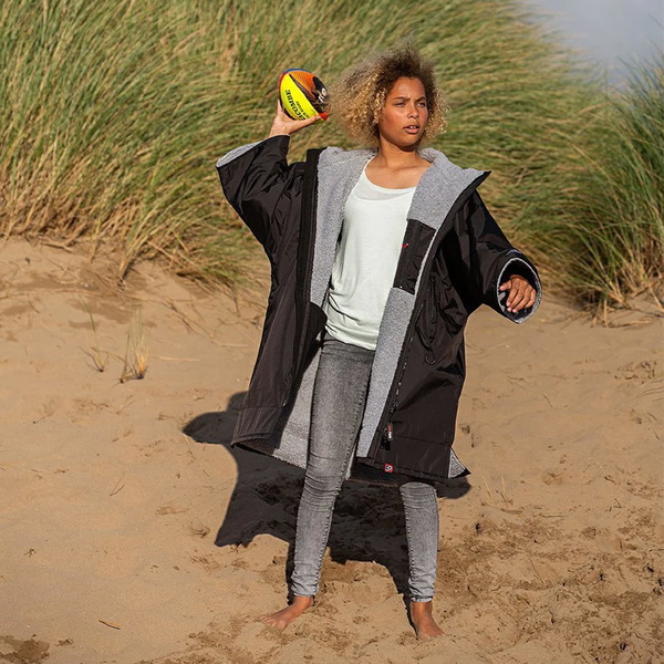 Dryrobe Advance Junior Long Sleeve Changing Robe V3KSLSDA - Black / Grey